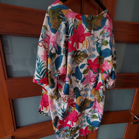 Jacket - Picture 1 of 2